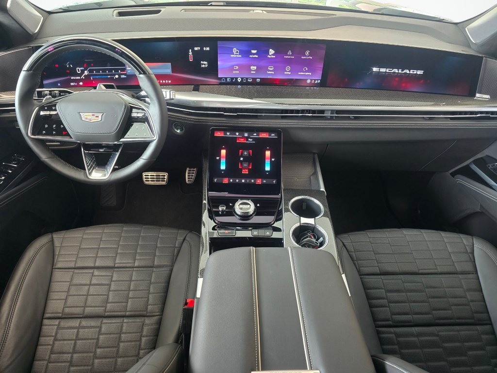 Used 2025 Cadillac Escalade V AWD/4WD image 23