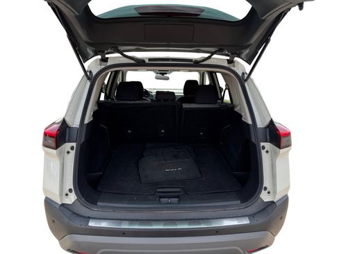 Used 2023 Nissan Rogue SV FWD image 19