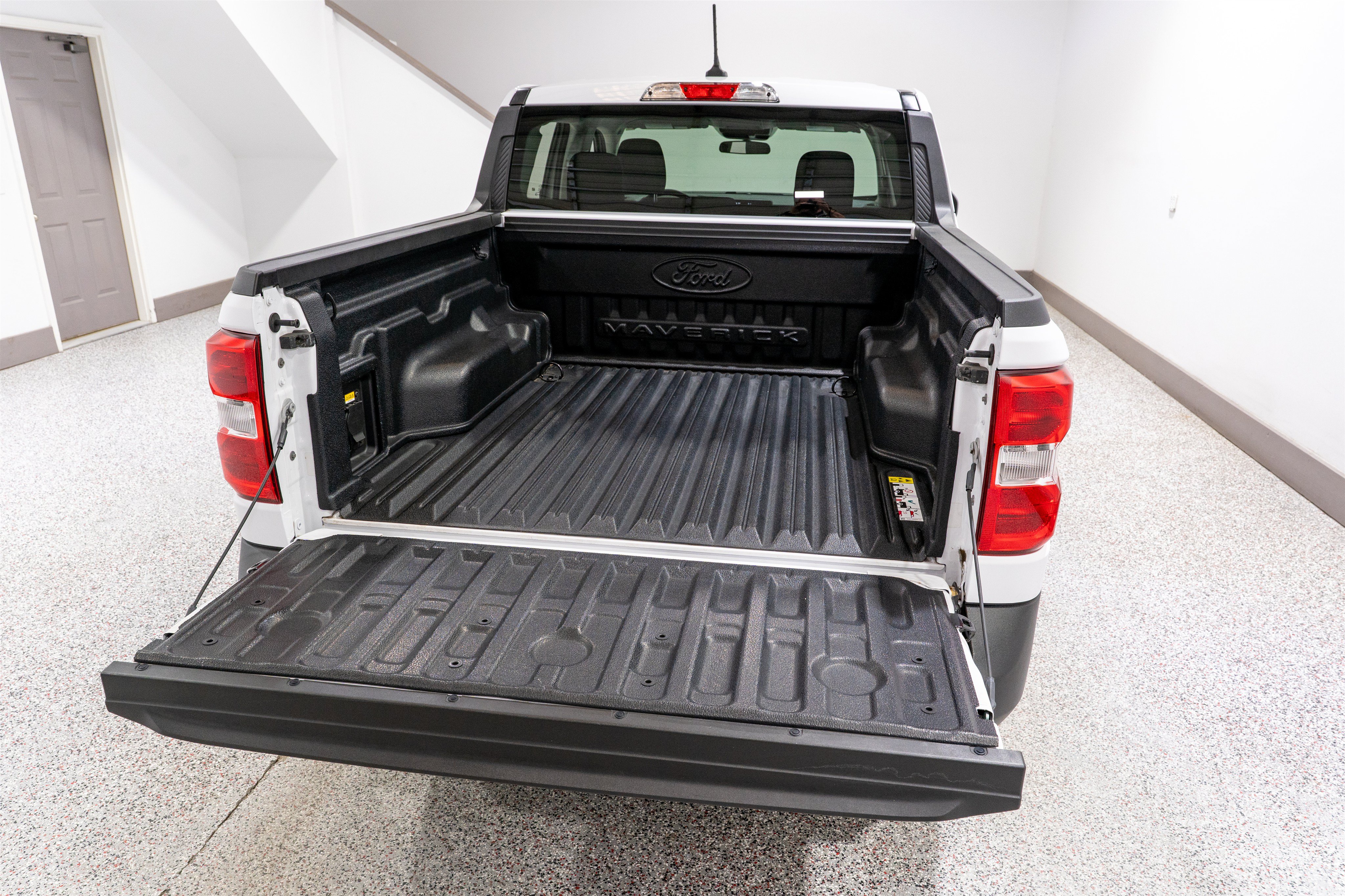 Used 2024 Ford Maverick XLT w/ XLT Luxury Package FWD image 11