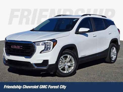 Used 2023 GMC Terrain SLE w/ Driver Convenience Package image 1