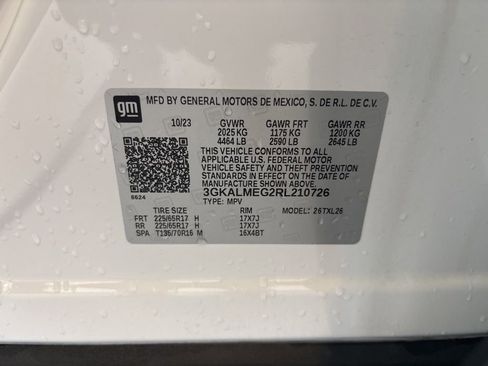 Used 2024 GMC Terrain SLE w/ Driver Convenience Package image 6