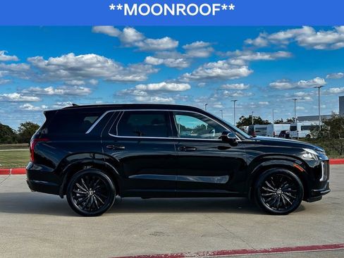 Used 2025 Hyundai Palisade Calligraphy image 11