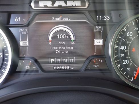 Used 2023 RAM 1500 Laramie AWD/4WD image 38