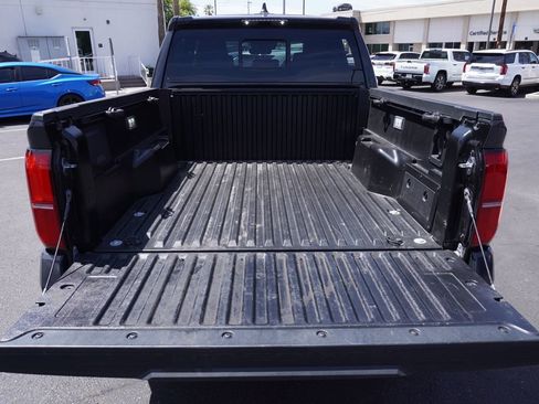 Used 2025 Toyota Tacoma TRD Off-Road w/ TRD Off Road Upgrade Package AWD/4WD image 9