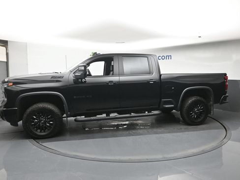 Used 2024 Chevrolet Silverado 3500 LT w/ Midnight Edition AWD/4WD image 23