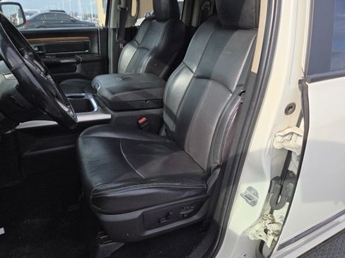 Used 2018 RAM 1500 Laramie w/ Convenience Group image 16