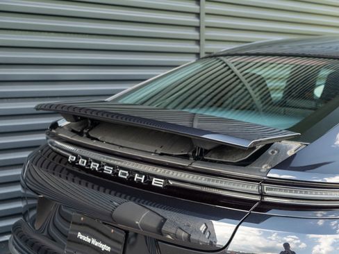 Certified 2024 Porsche Panamera 4 AWD/4WD image 23