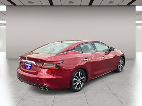 Used 2023 Nissan Maxima SL FWD image 3