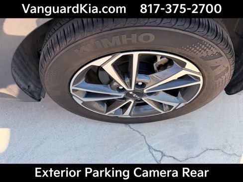 Certified 2023 Kia Forte LXS w/ LXS Technology Package FWD image 9
