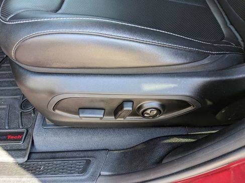 Used 2023 Jeep Grand Cherokee Limited w/ Luxury Tech Group II image 24