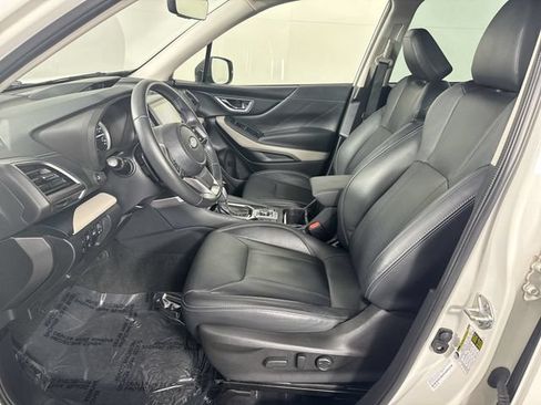 Used 2023 Subaru Forester Limited AWD/4WD image 19