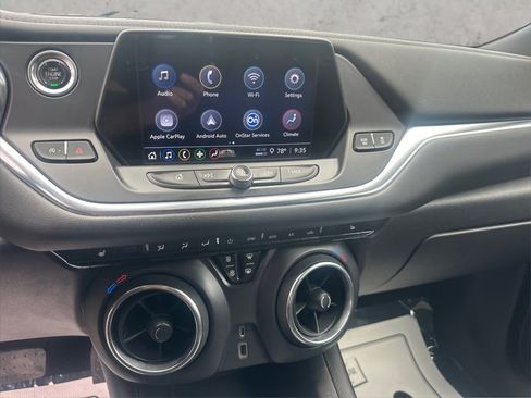 Used 2021 Chevrolet Blazer LT FWD image 23