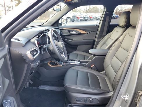 Used 2023 Chevrolet TrailBlazer ACTIV w/ Convenience Package image 5