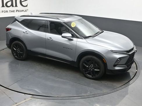 Used 2023 Chevrolet Blazer RS w/ Driver Confidence II Package AWD/4WD image 38