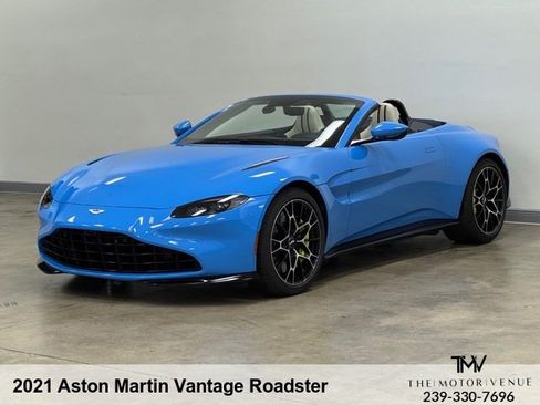 Used 2021 Aston Martin V8 Vantage Roadster RWD image 1