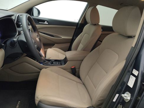 Used 2019 Hyundai Tucson Value FWD image 17