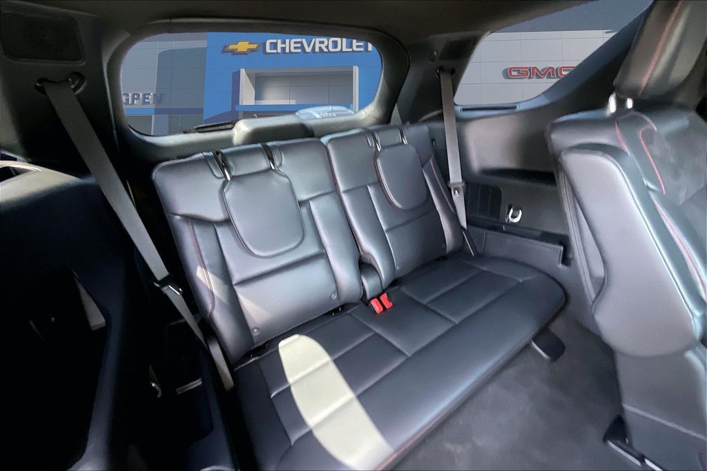 Used 2025 Ford Explorer ST w/ Sun And Sound Package AWD/4WD image 29