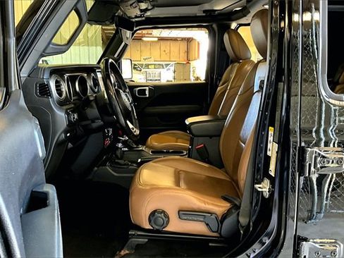Used 2020 Jeep Gladiator Rubicon image 18