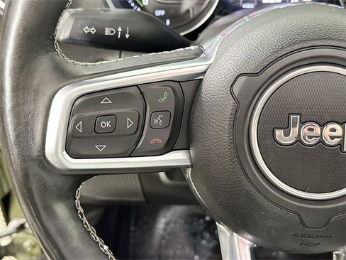 Used 2022 Jeep Wrangler Unlimited Sahara w/ Cold Weather Group image 23