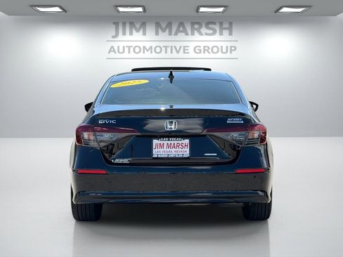 Used 2025 Honda Civic Sport Touring image 5
