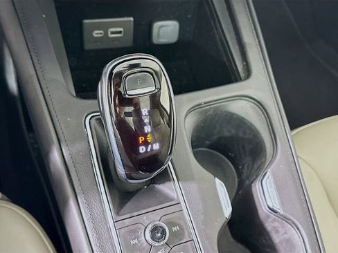 Used 2023 Cadillac XT4 Luxury FWD image 21