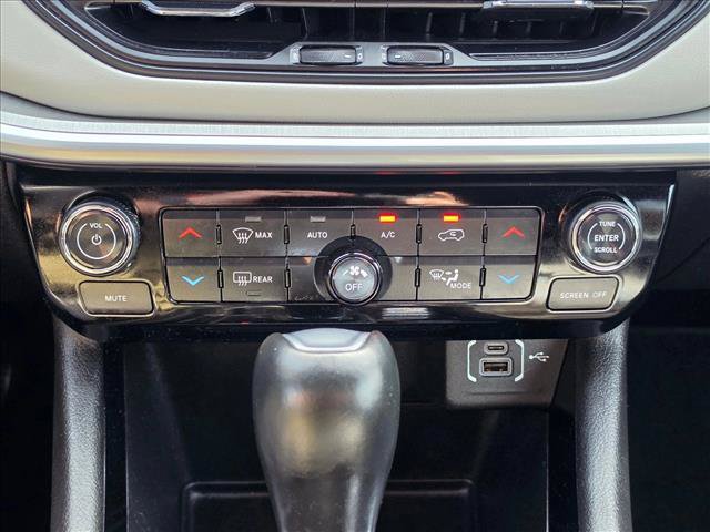 Used 2025 Jeep Compass Limited AWD/4WD image 30