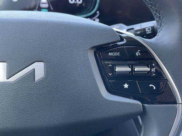 New 2026 Kia Niro EX FWD image 20