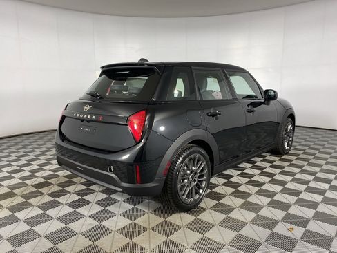 New 2026 MINI Cooper S image 21