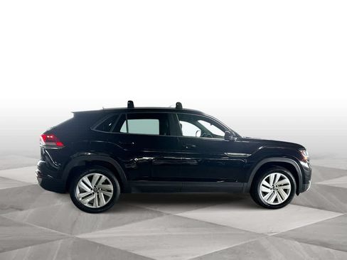 Certified 2023 Volkswagen Atlas Cross Sport SE FWD image 9