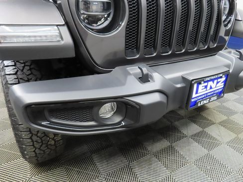 Used 2021 Jeep Wrangler Unlimited Sahara image 43