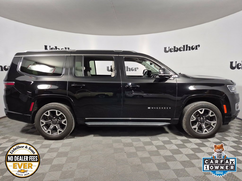Used 2023 Jeep Wagoneer Series III w/ Preferred Equipment Group AWD/4WD image 8