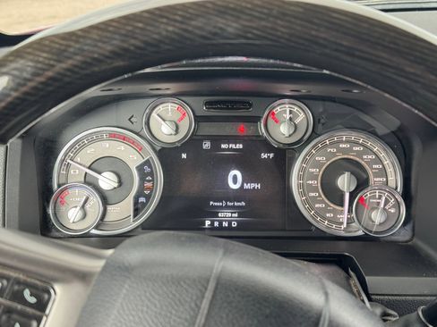 Used 2018 RAM 3500 Laramie Longhorn image 20