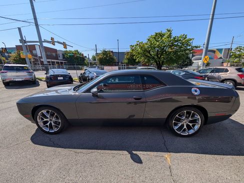 Used 2020 Dodge Challenger GT image 9