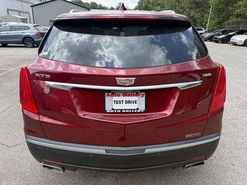 Used 2018 Cadillac XT5 Luxury w/ Driver Awareness Package FWD image 6