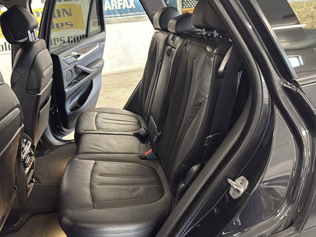Used 2015 BMW X5 xDrive50i AWD/4WD image 30