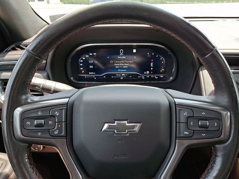 Used 2022 Chevrolet Tahoe RST w/ Luxury Package AWD/4WD image 20