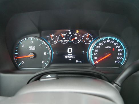 Used 2020 Chevrolet Tahoe Premier w/ Premier Plus Edition AWD/4WD image 21