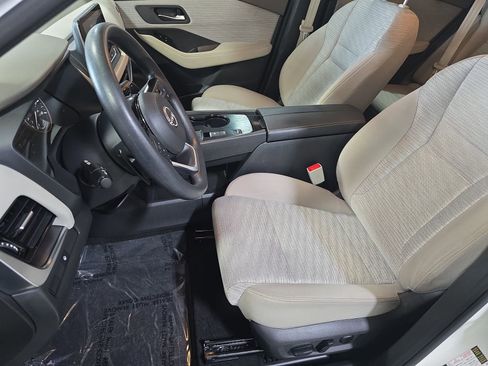 Used 2022 Nissan Rogue SV FWD image 14