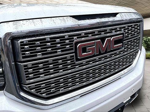 Used 2017 GMC Sierra 1500 Denali image 27