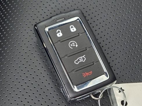 Used 2025 Jeep Grand Cherokee L Summit AWD/4WD image 44