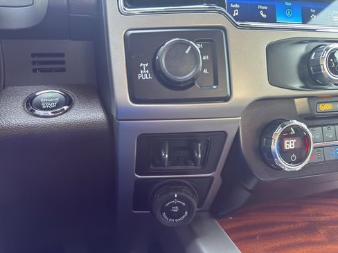 Used 2022 Ford F250 King Ranch w/ Tremor Off-Road Package image 19