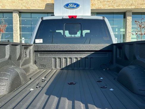 New 2026 Ford F450 Platinum w/ FX4 Off-Road Package image 27
