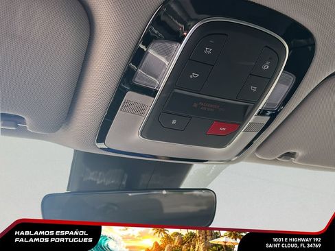 Used 2023 Hyundai Santa Fe SEL FWD image 18
