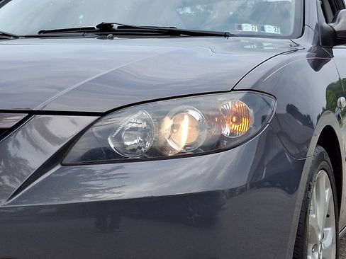 Used 2009 MAZDA MAZDA3 i Touring Value FWD image 9