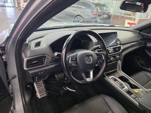 Used 2019 Honda Accord Sport image 7