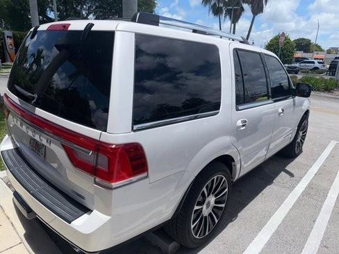 Used 2015 Lincoln Navigator 2WD w/ Equipment Group 101A Reserve image 2