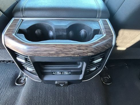 Used 2020 RAM 2500 Laramie AWD/4WD image 25