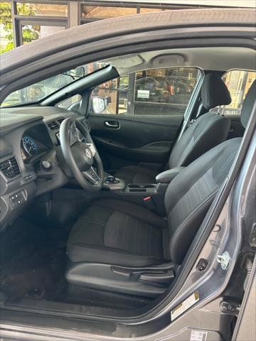Used 2025 Nissan Leaf S FWD image 23
