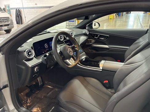 New 2026 Mercedes-Benz CLE 300 4MATIC Coupe image 9