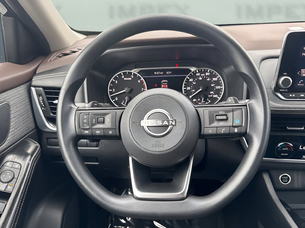 Used 2023 Nissan Rogue SV AWD/4WD image 14